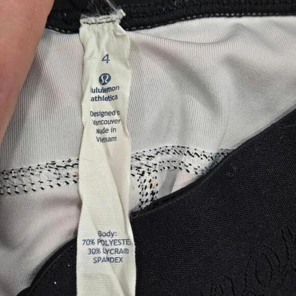 Lululemon Shorts Size 4 Running Workout Black White Purple Coral Abstract Design - Picture 4 of 7